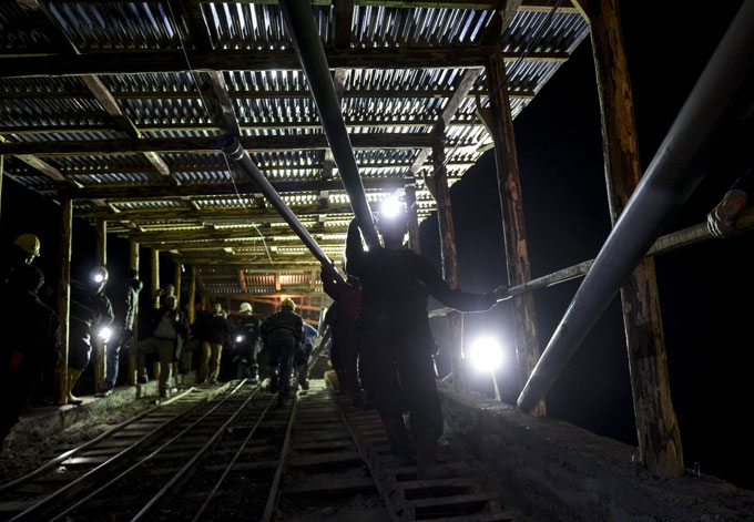 Taner Yıldız: 'Su seviyesi işçilerin üzerinde!