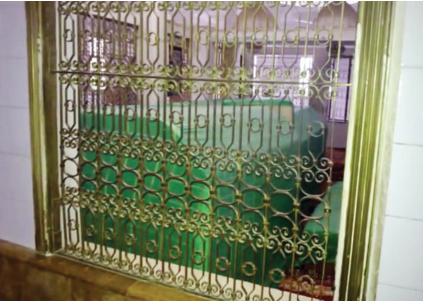 Son devir Suriye'de yaşayan şeyhlerden.