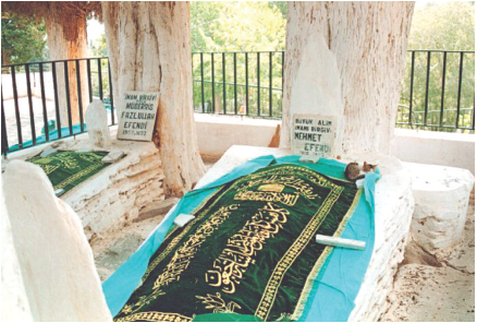 Osmanlı âlimlerinin en meşhurlarından. Türk alimlerinin baş tacı.