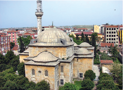 Hanefî mezhebi fıkıh âlimi. Yavuz Sultan Selim Han ve Kanunî Sultan Süleyman Han devri sadrazamlarından