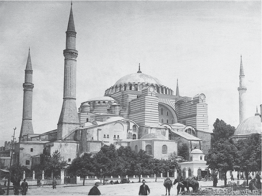 Evliyanın büyüklerinden. Halvetî yolunun Mısriyye kolunun şeyhi