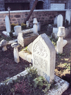 Osmanlılar zamanında yetişmiş âlim ve evliyadan.