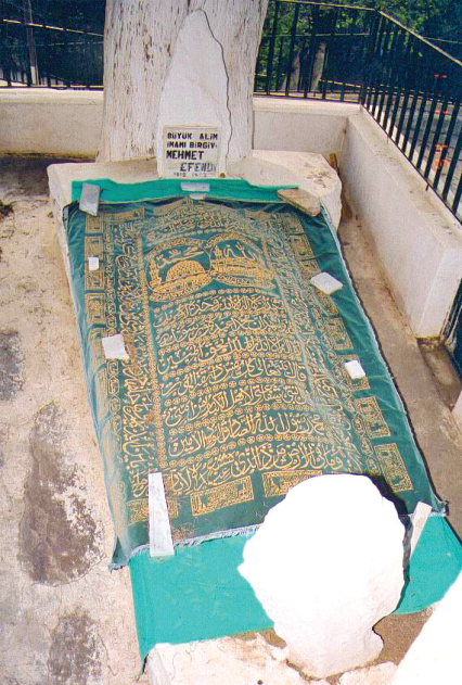 Osmanlı âlimlerinin en meşhurlarından. Türk alimlerinin baş tacı.