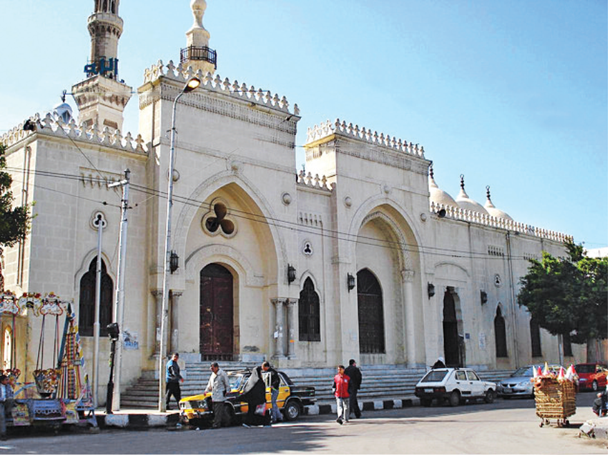 İslam âlimlerinin meşhurlarından ve tasavvuf büyüklerinden. Kaside-i Bürde müellifi.