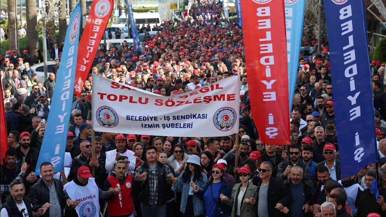  -İzmir Büyükşehir Belediyesi çalışanları eylemde!