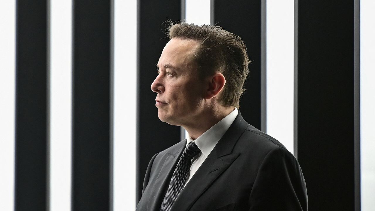  -Elon Musk'a ateş püskürdü!