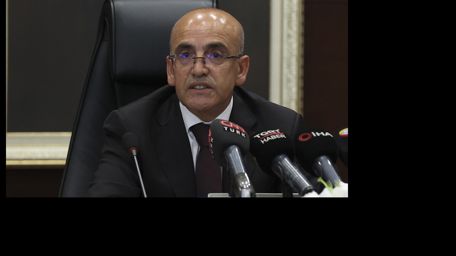 Bütçe bir ayda 842.5 milyar TL açık verdi! 21 yılın zirvesi