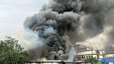 Gündem -İstanbul'da fabrika yangını! Dumanlar gökyüzünü kapladı