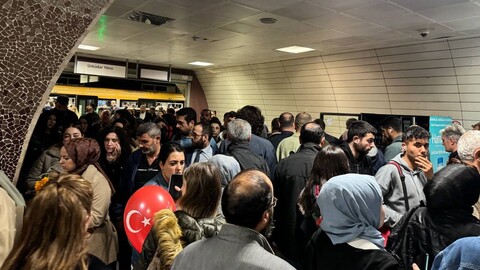  -İstanbul'da metro hattında arıza