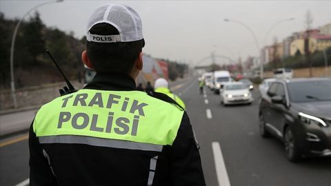 Gündem -İstanbul'da yarın bazı yollar trafiğe kapatılacak