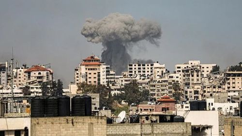 İsrail sivilleri hedef almaya devam ediyor! 13 Filistinli öldü, onlarca yaralı var - Dünya