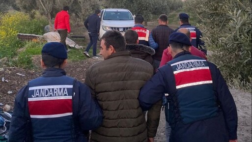 İzmir'de jandarma ve MİT'ten terör operasyonu: 5 gözaltı - Gündem