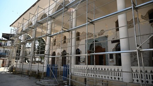 Depremde hasar görmüştü! 134 yaşındaki Envar-ül Hamit Cami restorasyonu başladı - Kültür - Sanat