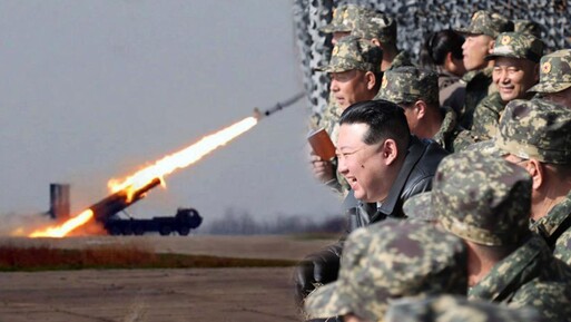 Kuzey Kore, süper büyük savaş başlığı ile yeni tip uçaksavar füzesini test etti - Dünya