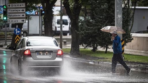 Ankara’da su baskınlarına sebep olan sağanak yağışın yarın akşam saatlerine kadar devam edeceği tahmin ediliyor - Haberler