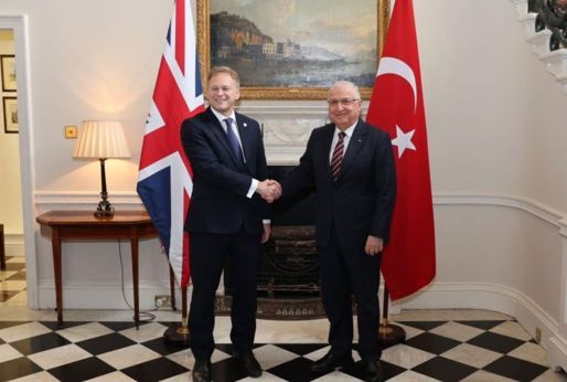 Milli Savunma Bakanı Güler, İngiliz mevkidaşı Shapps ve Genelkurmay Başkanı Radakin ile görüştü - Dünya