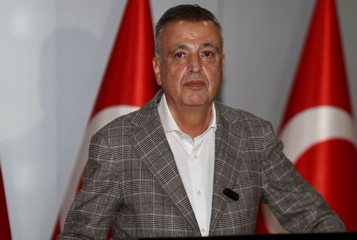 CHP'den istifa eden İlgezdi, üstü kapalı İmamoğlu'nu eleştirdi, Murat Kurum'a teşekkür etti - Politika
