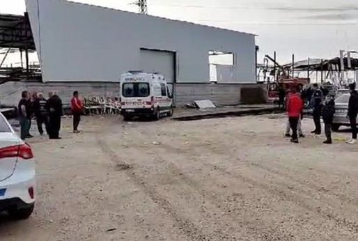 Arnavutluk'ta inşaat halindeki depoda feci patlama! Baba ve oğul öldü, 1'i vekil 7 kişi yaralandı - Dünya