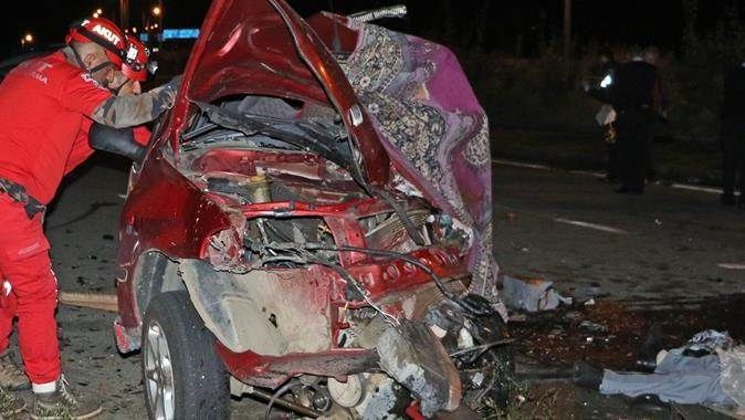 Rize&#039;de trafik kazası: 2 ölü, 5 yaralı
