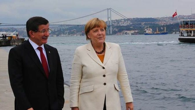 Merkel&#039;in İstanbul ziyareti Alman basınında