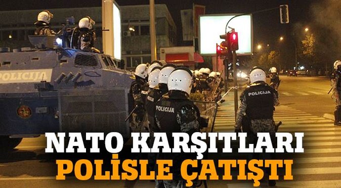 Karadağ&#039;da NATO karşıtları polisle çatıştı
