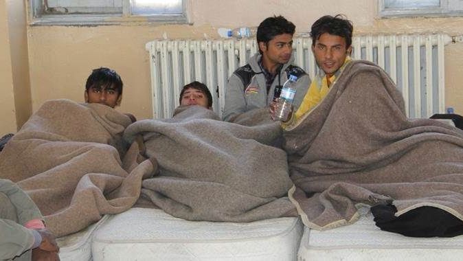75 Afgan&#039;ı vadiden Mehmetçik kurtardı