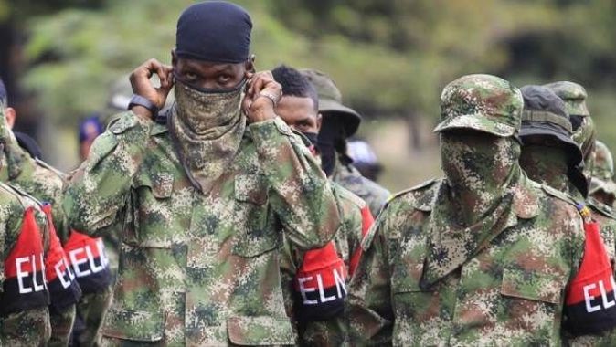 Kolombiya&#039;da güvenlik güçlerine pusu: 12 ölü
