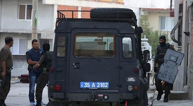 İzmir&#039;de terör operasyonu