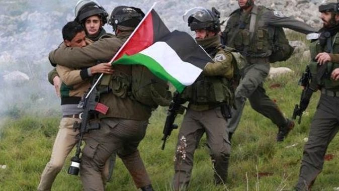 İşgalci İsrail güçleri, 14 Filistinliyi yaraladı
