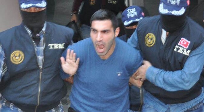 İzmir&#039;de polise saldıran terörist tutuklandı