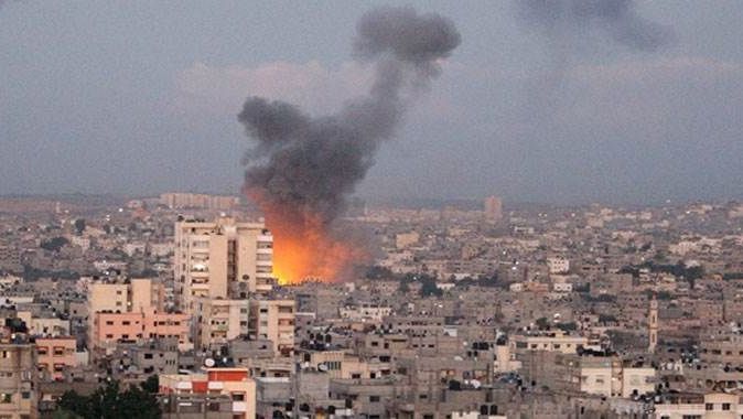 İşgalci İsrail güçleri, Gazze&#039;yi vurdu
