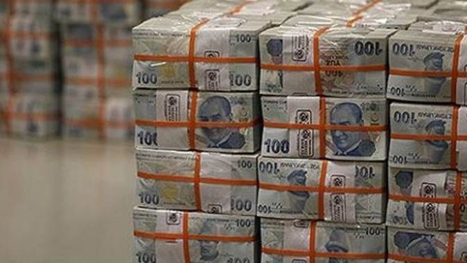 Hazine 3,8 milyar lira borçlandı