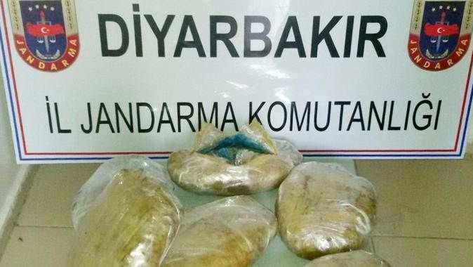 Diyarbakır&#039;da 13 kilo uyuşturucu yakalandı