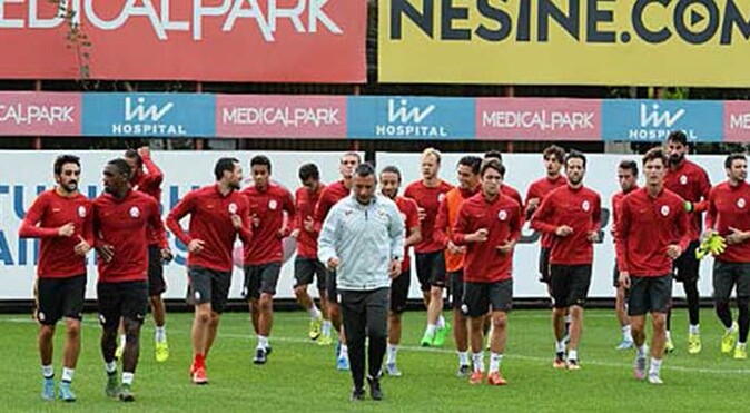 Galatasaray&#039;ın Panthrakikos kadrosu belli oldu