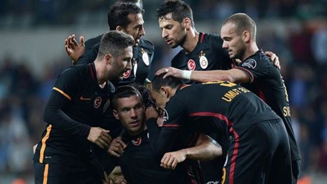 Galatasaray&#039;da Podolski&#039;nin sakatlığı ciddi değil