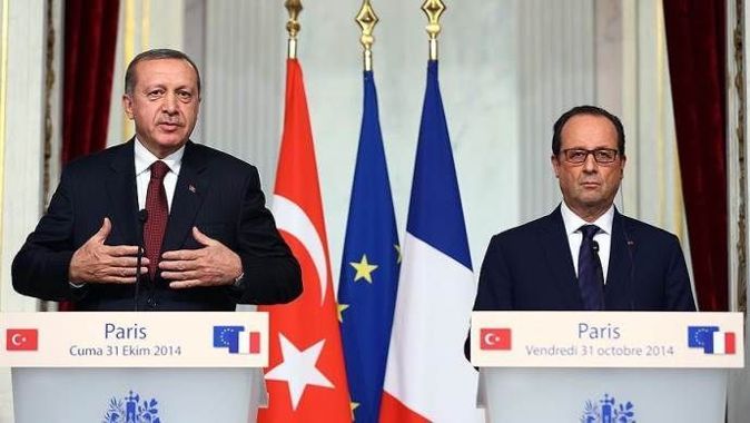 Cumhurbaşkanı Erdoğan&#039;dan Hollande&#039;a taziye telefonu
