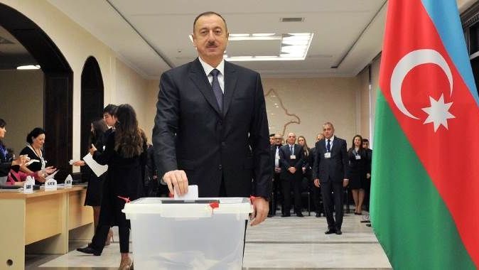 Azerbaycan&#039;da meclis seçimlerini Aliyev&#039;in partisi kazandı
