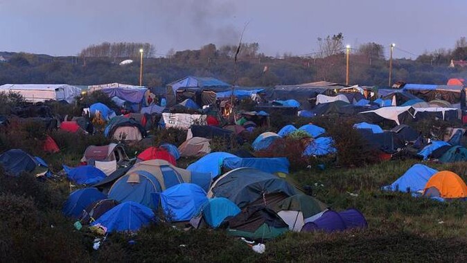 Fransa&#039;da sığınmacıların yaşadığı kamp alanında yangın çıktı
