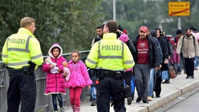 Almanya&#039;dan Suriyeli sığınmacılara &#039;ikincil koruma&#039;
