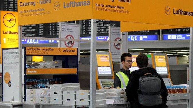 Lufthansa&#039;da grev yarın da sürecek

