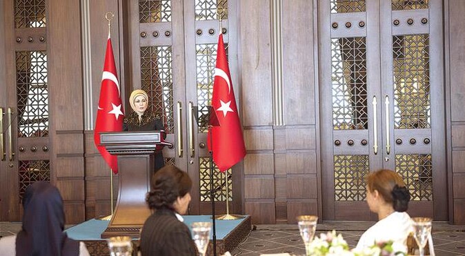 Emine Erdoğan: Irkçılık, etnik milliyetçilik bizim kitabımızda yok! 
