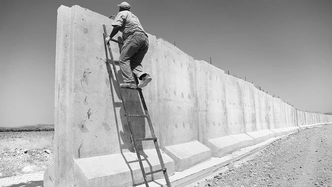 Maliye&#039;den sınır duvarlarına 203 MİLYON LİRA ödenek