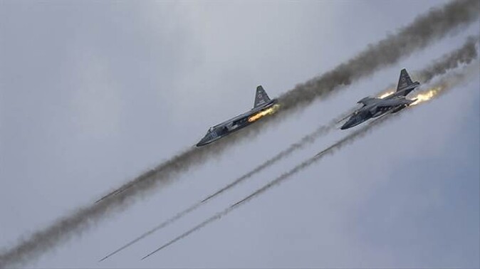 İran, Rusya&#039;dan savaş uçağı alacak

