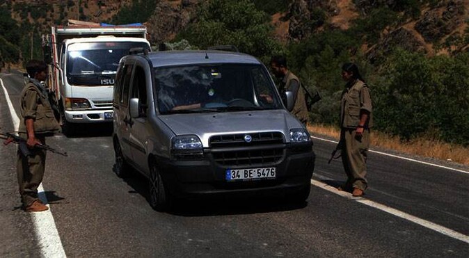 PKK&#039;lılar 3 sağlık görevlisini rehin aldı