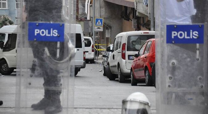 İstanbul&#039;da dev terör operasyonu: 17 gözaltı