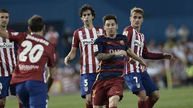 Messi Barcelona&#039;yı sırtladı