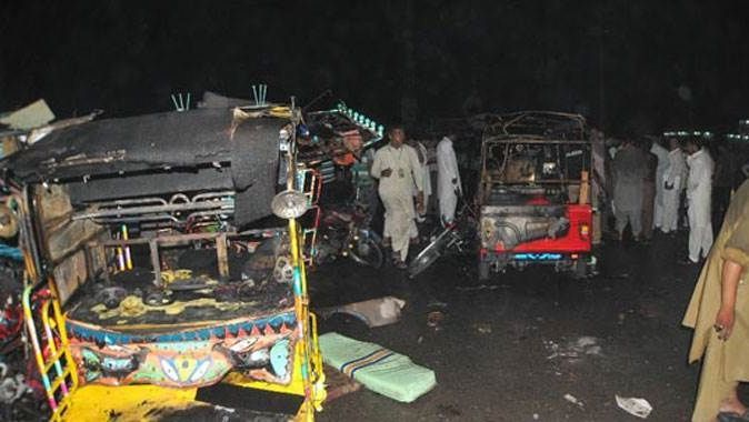 Pakistan&#039;da bombalı saldırı
