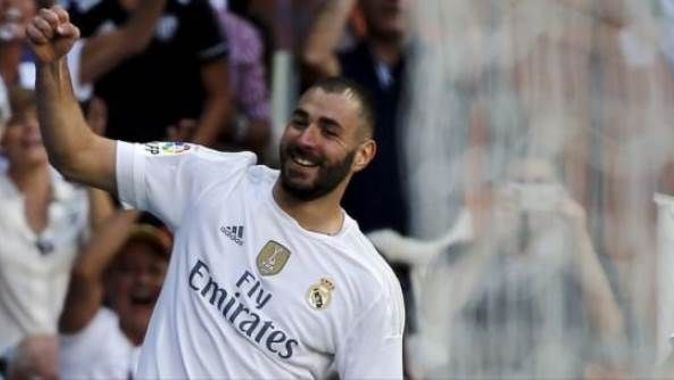 Real Madrid Benzema&#039;yla güldü