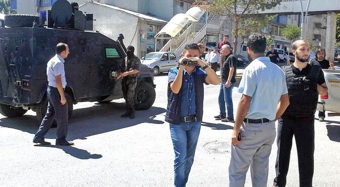HDP VE DBP&#039;li 13 kişiye gözaltı
