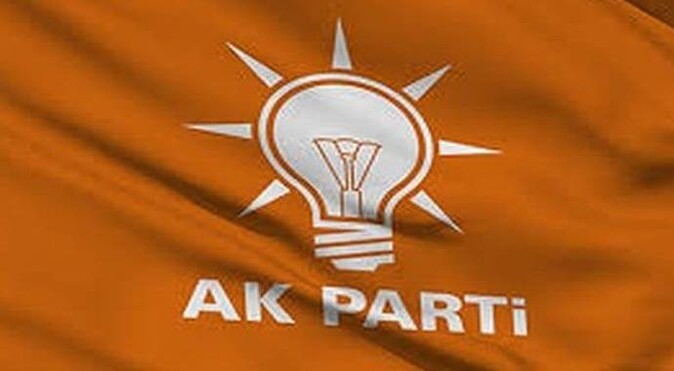 O isim AK Parti&#039;ye geçti